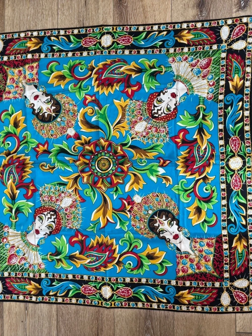 Women's Colorful Crowned Jewel Lady Square Scarf One Size GUC